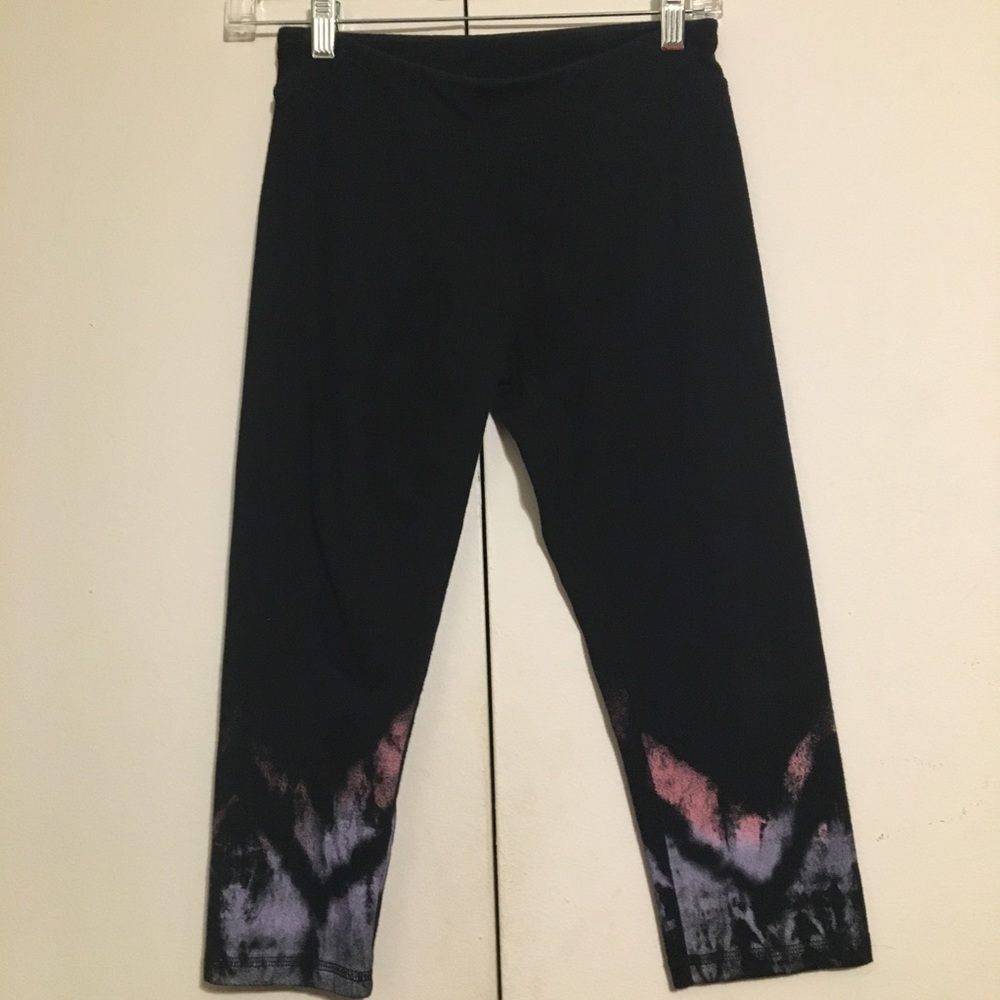 Girls 16 So Black and Purple Capri Leggings
